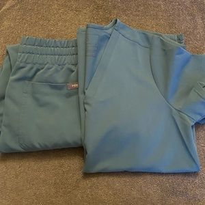FIGS LIMITED HYDROGREEN  scrub set Set: S/MP